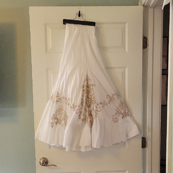 LizaZ Dresses & Skirts - White Tan Fit and Flare Maxi Skirt